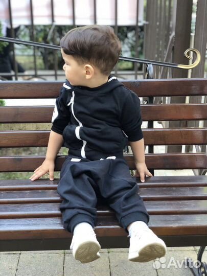 Спортивный костюм