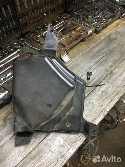 Сабвуфер Mercedes M-Class W164 3.5 2007