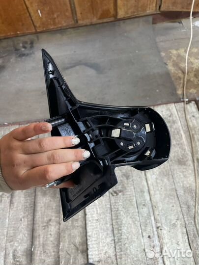 Кронштейн левый Q50