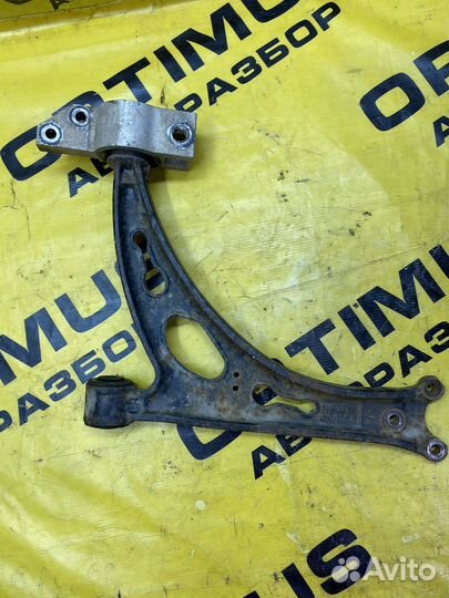 Рычаг передний правый Skoda Octavia A5