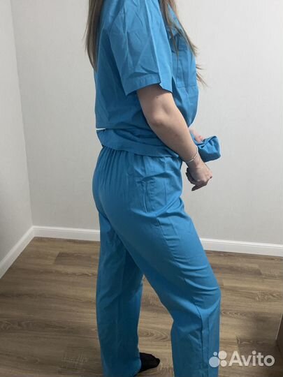 Медицинский костюм женский