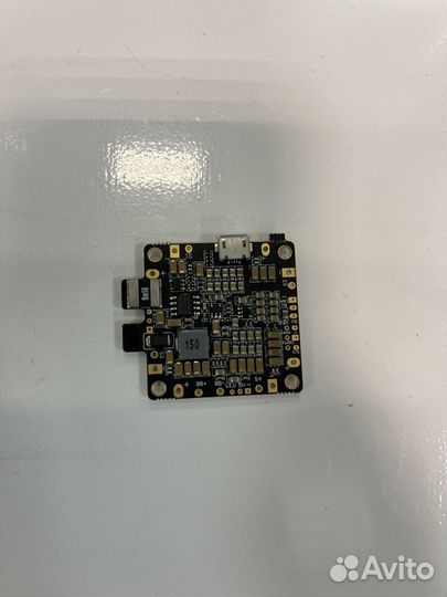 Контроллер полета