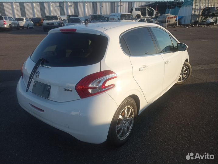 В разбор из Японии Peugeot 208 A9 EP6C 1.6 VTI