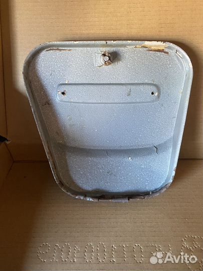 Крышка бардачка правая Иж Юпитер-Планета 3-4