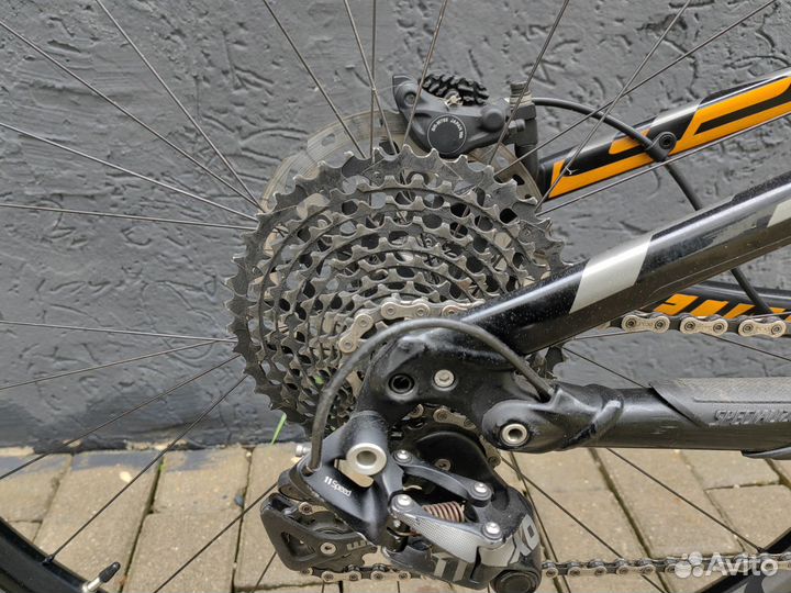 Карбоновый подвес Specialized Camber Expert EVO 29