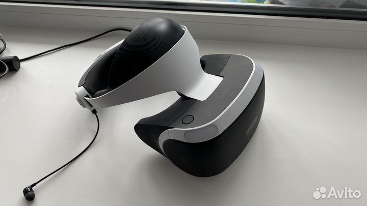 PS VR + PlayStation 4 slim 500GB