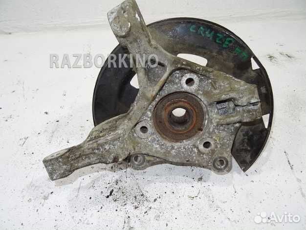 Кулак передний правый 13319481