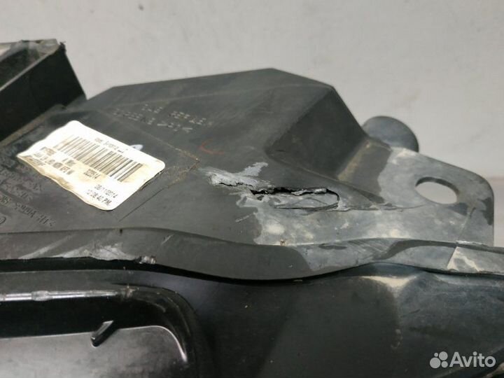 Фара передняя левая Jeep Grand Cherokee WK2