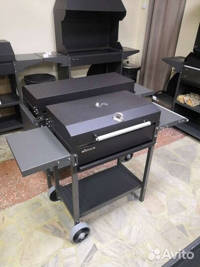 Мангал Гриль / Гриль угольный с крышкой BBQ