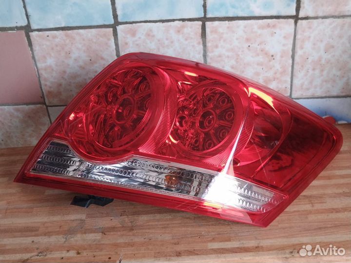 Фара toyota allion 260