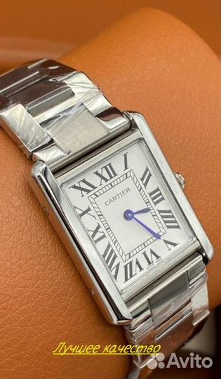 Женские часы Cartier