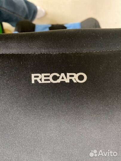 Автокресло с системой изофикс Recaro