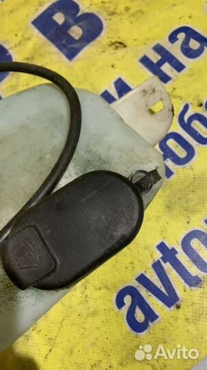 Бачок омывателя Renault Logan