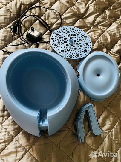 Фонтан поилка для кошек и собак iMac