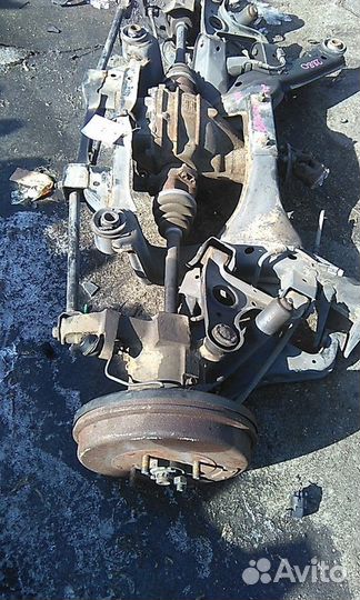 Подрамник nissan largo W30 ka24de