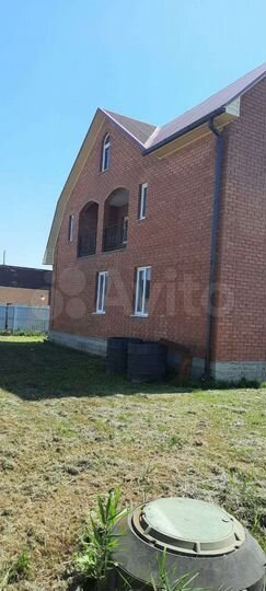 Дом 220 м² на участке 7 сот.