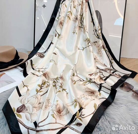 Платок шелковый