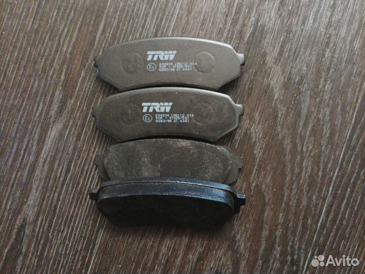 Колодки тормозные задние Toyota land Cruiser