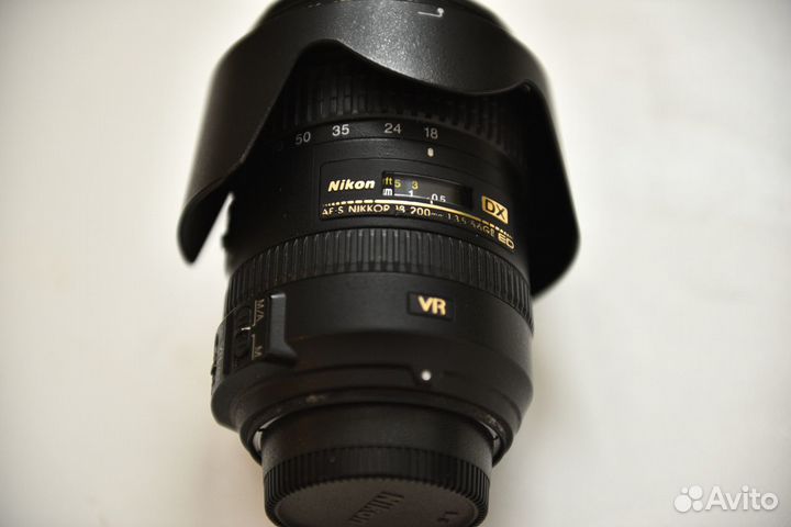 Объектив для путешествий Nikon 18-200 3.5-5.6