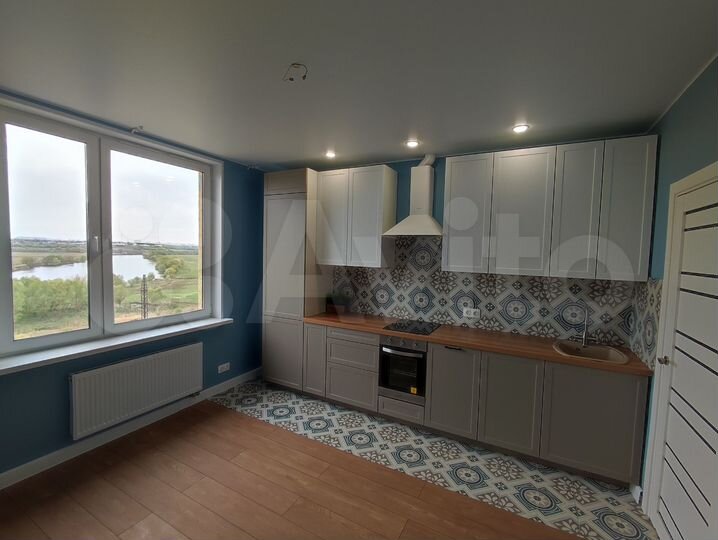 2-к. квартира, 49 м², 8/18 эт.