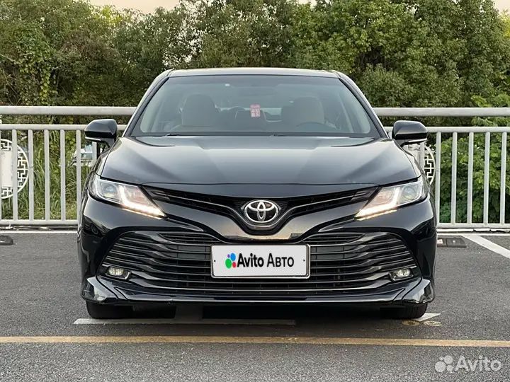 Toyota Camry 2.0 AT, 2020, 50 000 км