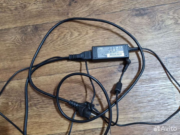 Блок питания для нетбука