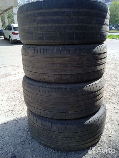 Pirelli P Zero 255/40 R20