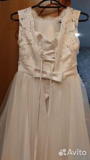 Платье свадебное