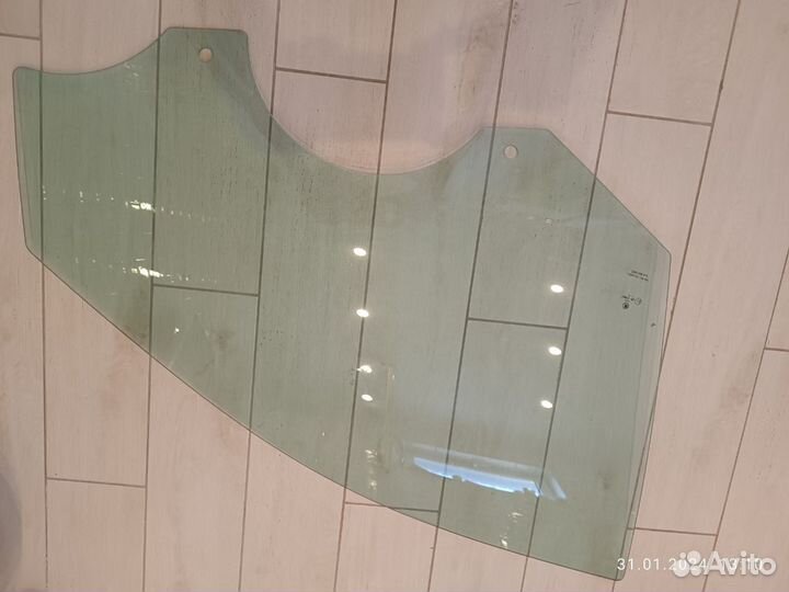 Стекло переднее правое Skoda rapid 2019 оригинал