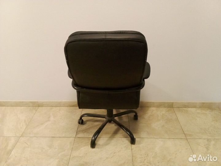 Компьютерное кресло