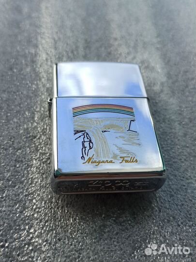 Редкая Zippo Канада оригинал
