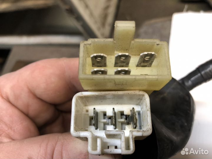 Реле регулятор honda cbr 1100 xx