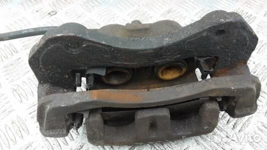 Суппорт тормозной передний левый citroen C-crosser