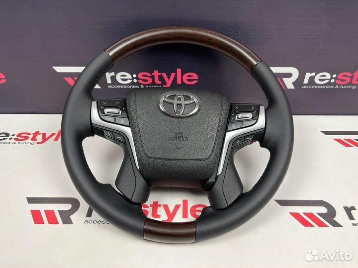 Руль Toyota Land Cruiser 200 в Стиле 16г