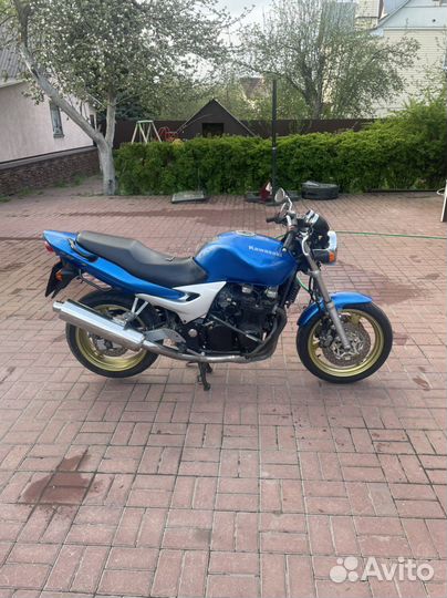 Kawasaki zr7