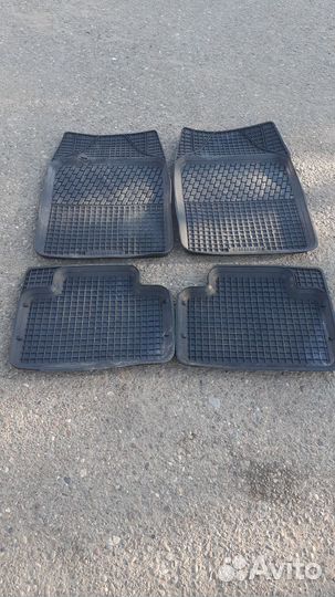 Коврики универсальные