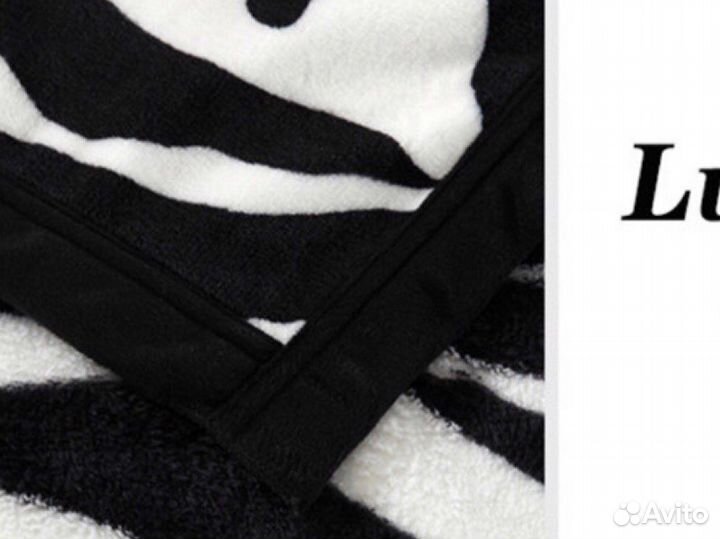 Пледы и покрывало