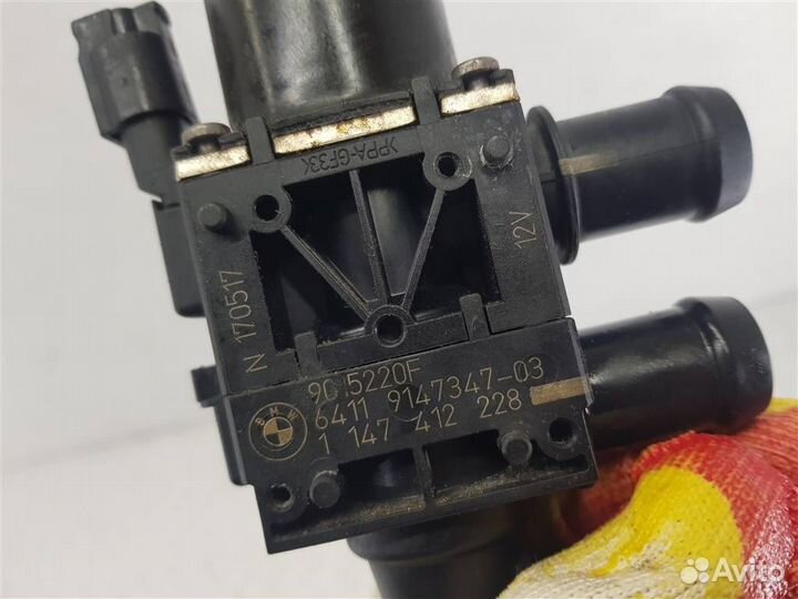 Кран отопителя (печки) BMW i8 2017 64119147347