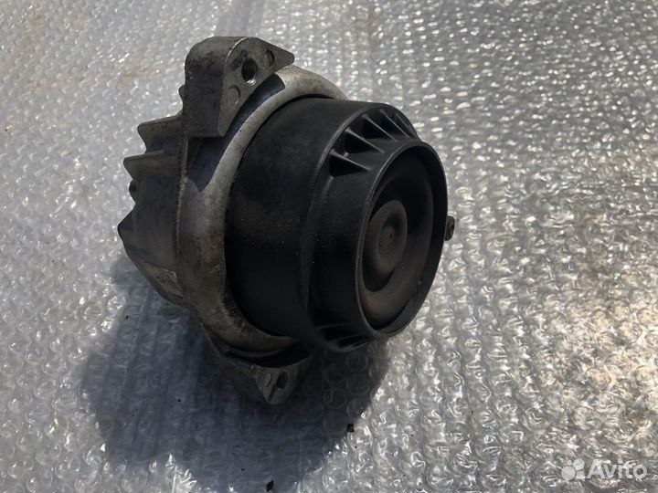 Подушка двигателя правая BMW 7 F01 F02 08-12