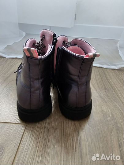 Ботинки для девочки 29 р