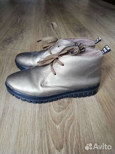 Ботинки женские
