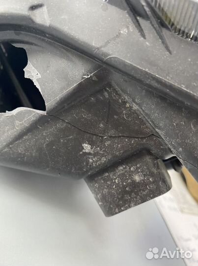 Фара передняя левая Kia Rio 4 2020