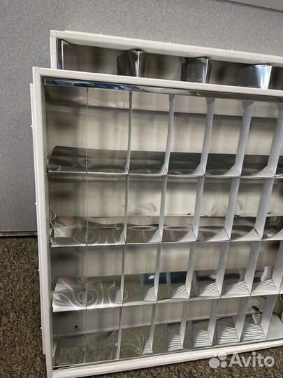 Светильник потолочный