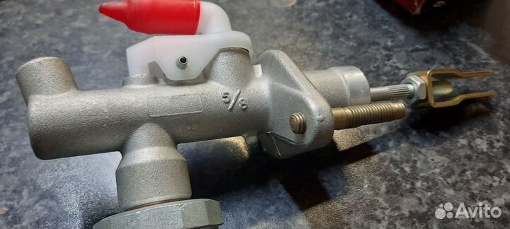 Главный цилиндр сцепления для Nissan X-Trail