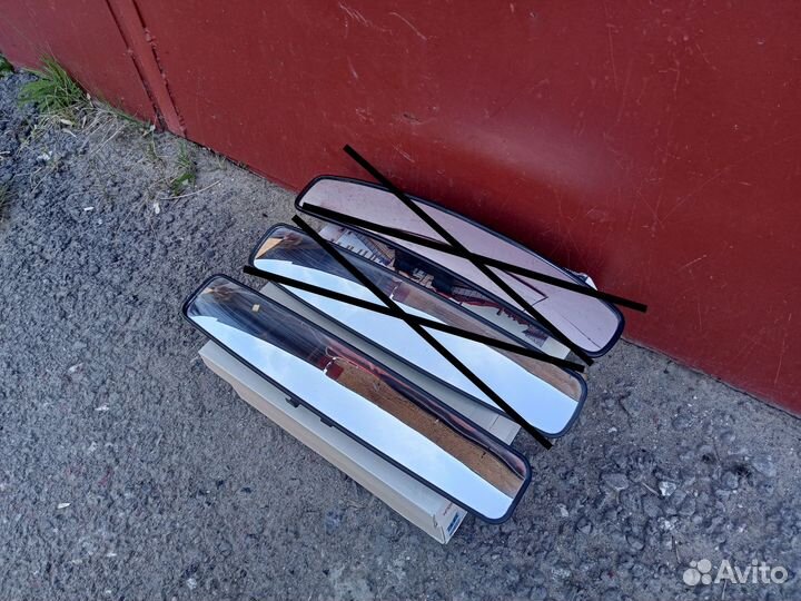 Салонное зеркало заднего вида универсальное