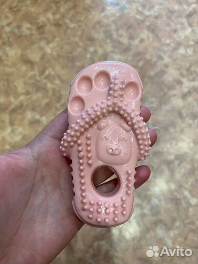 Игрушка для собак тапок-грызунок резиновый