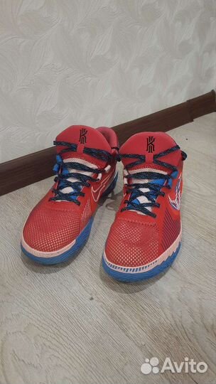 Баскетбольные кроссовки nike