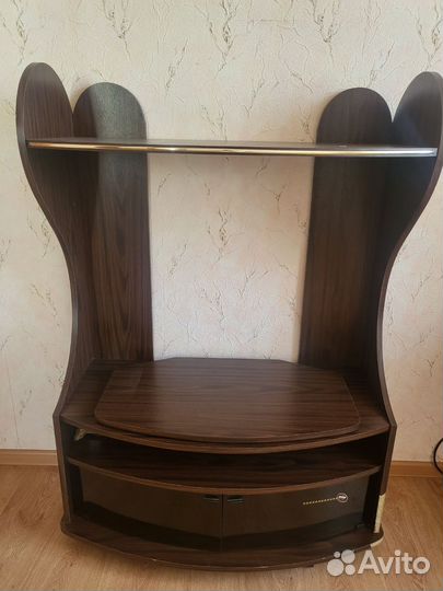 Тумба под телевизор