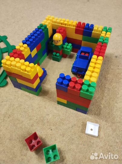 Железная дорога, конструктор, машинки, домик