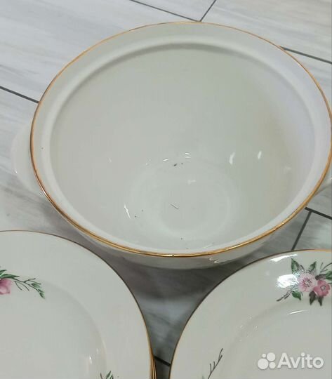 Сервиз столовый СССР. Дулево.27 предметов